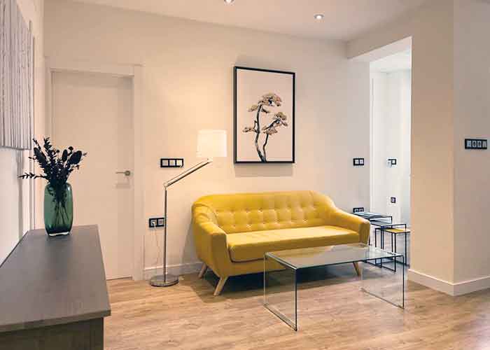 Descubre cómo elegir al mejor abogado experto en derecho administrativo, laboral y familiar para resolver tu caso con éxito. Consejos prácticos para tomar la mejor decisión.